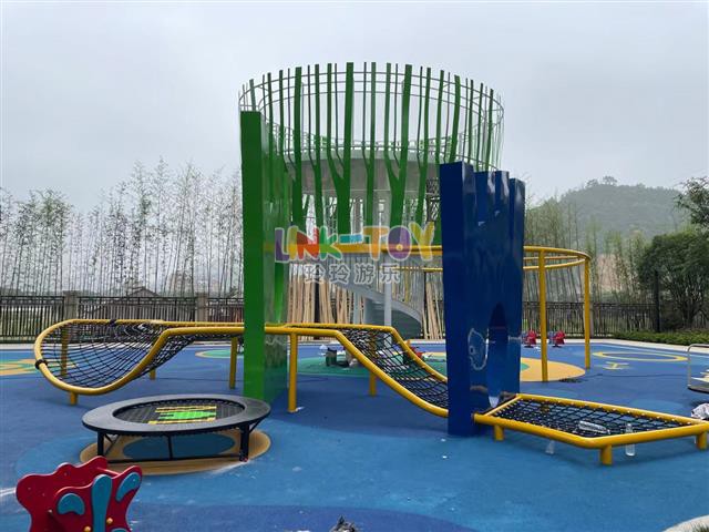 非標(biāo)造型滑梯