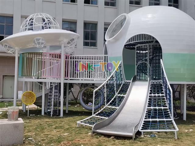 非標(biāo)造型滑梯