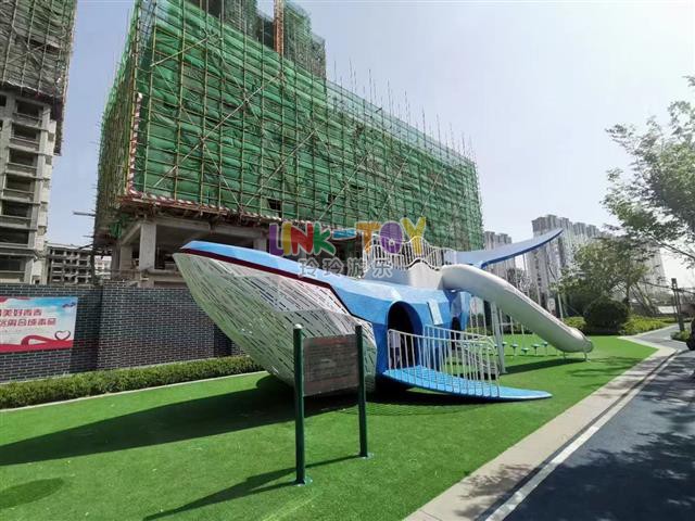 非標(biāo)造型滑梯